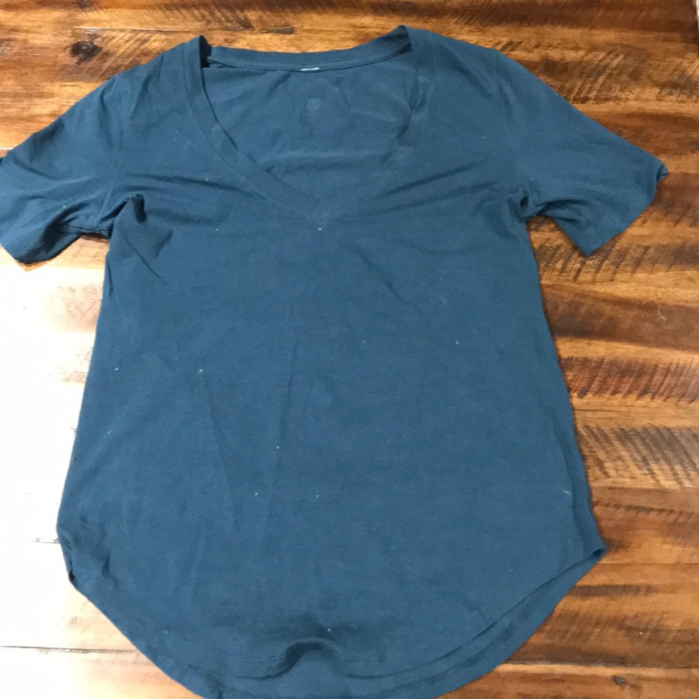 Lululemon V neck
